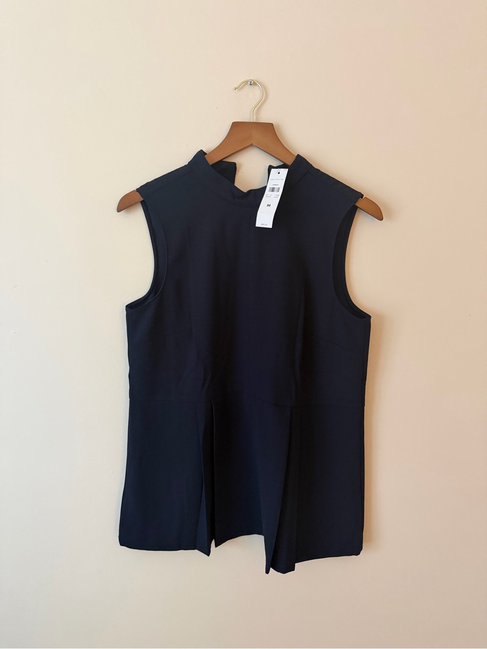 Ann Taylor Sleeveless Mock Neck Top - Navy -Medium NWT